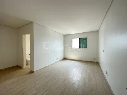 Foto Apartamento com 3 Suítes