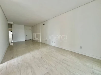 Foto Apartamento com 3 Suítes