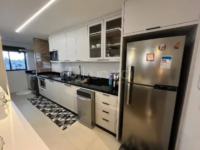 Foto Apartamento com 2 Dormitórios