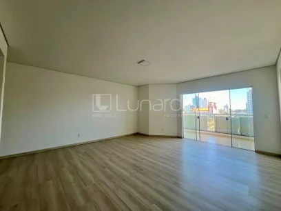 Foto Apartamento com 3 Dormitórios