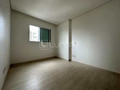 Foto Apartamento com 3 Suítes