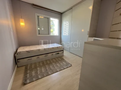 Foto Apartamento com 3 Dormitórios