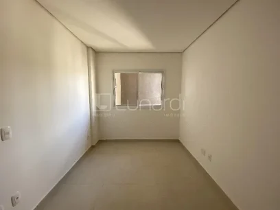 Foto Apartamento com 2 Dormitórios