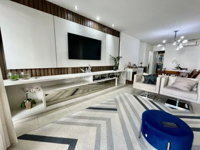 Foto Apartamento com 3 Suítes