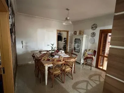 Foto Casa com 4 Dormitórios