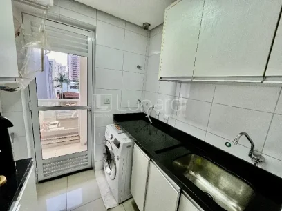 Foto Apartamento com 2 Dormitórios