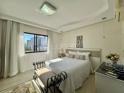 Foto Apartamento com 3 Dormitórios