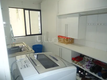 Foto Apartamento com 3 Dormitórios