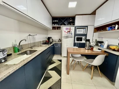 Foto Apartamento com 3 Suítes