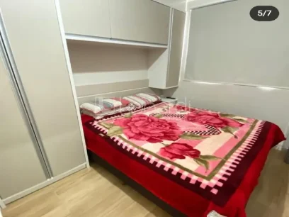 Foto Apartamento com 2 Dormitórios