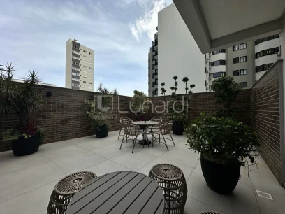 Foto Apartamento com 3 Suítes