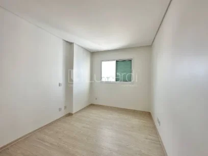 Foto Apartamento com 3 Suítes