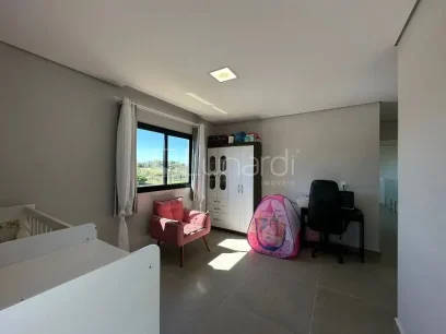 Foto Casa com 4 Suítes