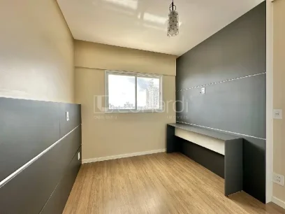 Foto Apartamento com 3 Dormitórios