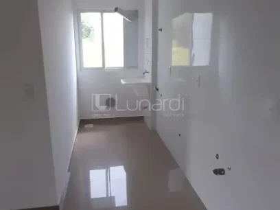 Foto Apartamento com 2 Dormitórios