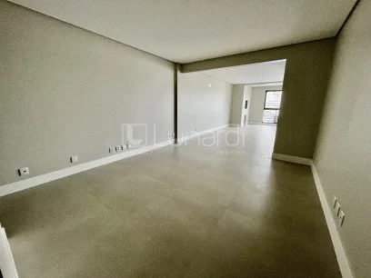 Foto Apartamento com 3 Dormitórios