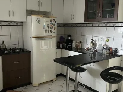 Foto Apartamento com 3 Dormitórios