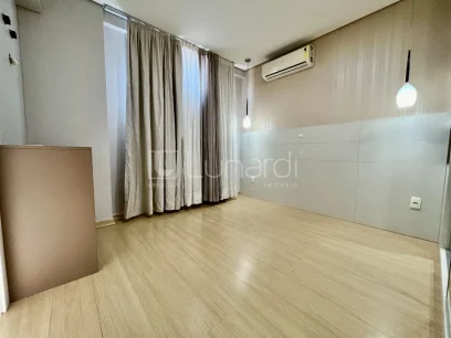 Foto Apartamento com 3 Dormitórios