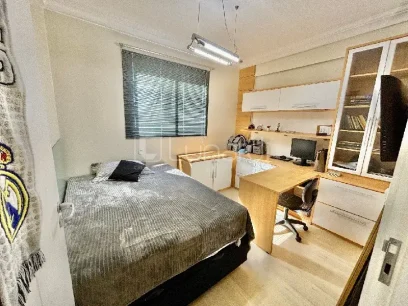 Foto Apartamento com 3 Dormitórios