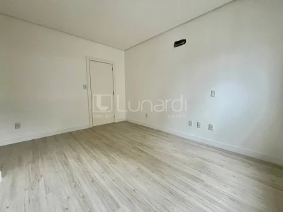 Foto Apartamento com 3 Suítes