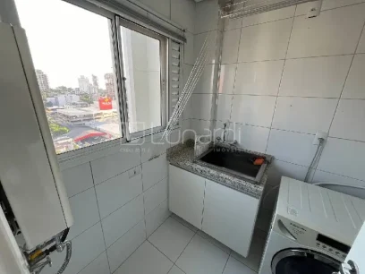 Foto Apartamento com 2 Dormitórios