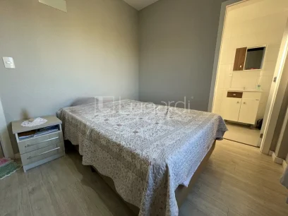 Foto Apartamento com 2 Dormitórios