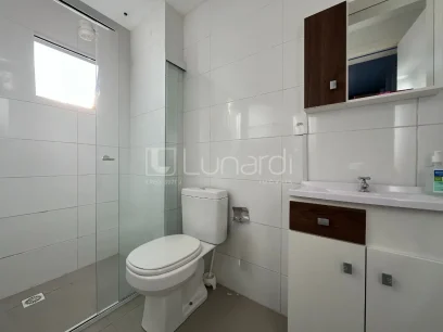 Foto Apartamento com 2 Dormitórios