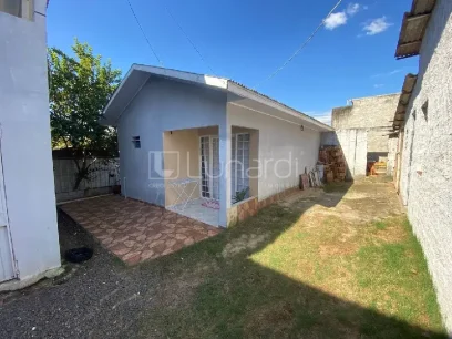 Foto Casa com 2 Dormitórios