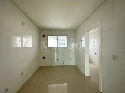 Foto Apartamento com 3 Suítes