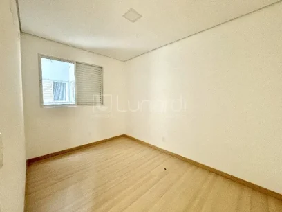 Foto Apartamento com 3 Dormitórios