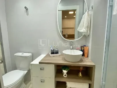 Foto Apartamento com 3 Dormitórios