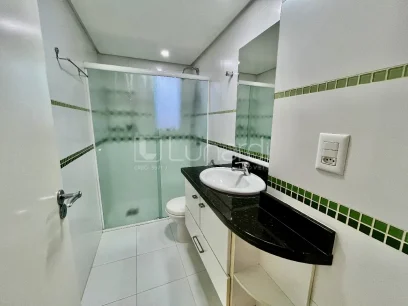 Foto Apartamento com 3 Dormitórios