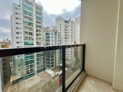 Foto Apartamento com 3 Suítes