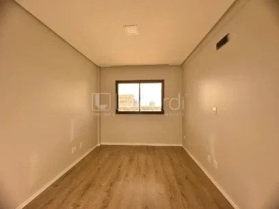 Foto Apartamento com 3 Dormitórios