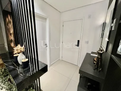 Foto Apartamento com 3 Suítes