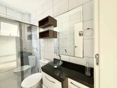 Foto Apartamento com 2 Dormitórios