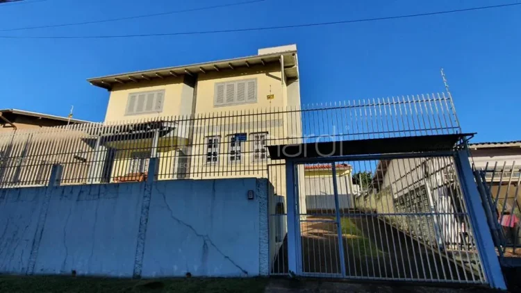 Casa com 3 Dormitórios