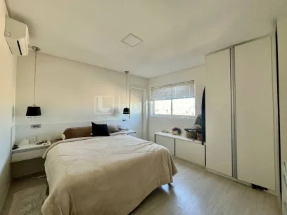 Foto Apartamento com 2 Dormitórios