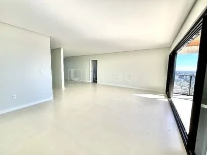 Foto Apartamento com 3 Suítes