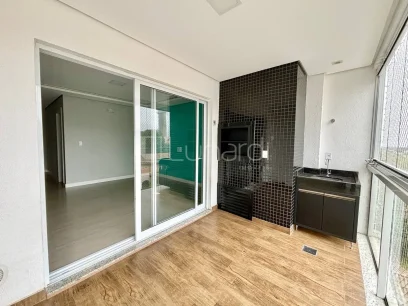 Foto Apartamento com 3 Dormitórios