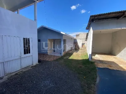 Foto Casa com 2 Dormitórios