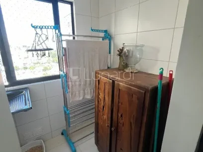 Foto Apartamento com 2 Dormitórios