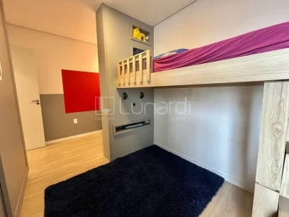 Foto Apartamento com 2 Dormitórios