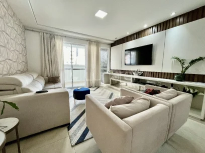 Foto Apartamento com 3 Suítes