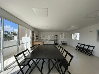 Foto Apartamento com 2 Dormitórios