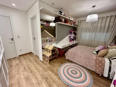 Foto Apartamento com 3 Suítes