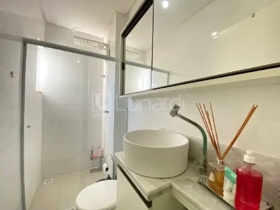 Foto Apartamento com 2 Dormitórios