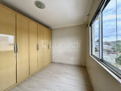 Foto Apartamento com 2 Dormitórios