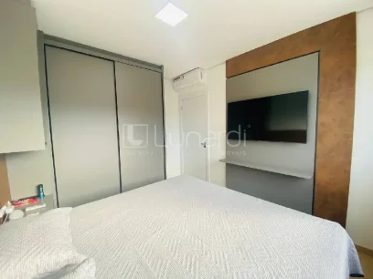 Foto Apartamento com 2 Suítes