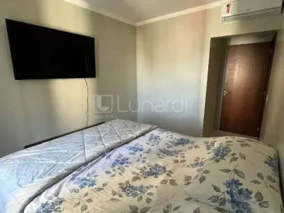 Foto Apartamento com 2 Dormitórios